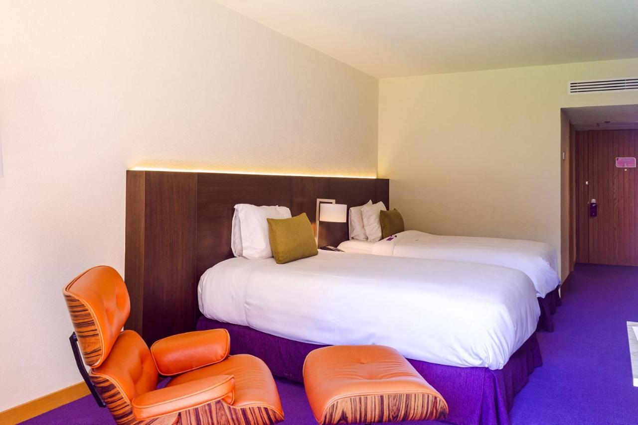 Camino Real Polanco Mexico Hotel Exterior photo A room at the hotel