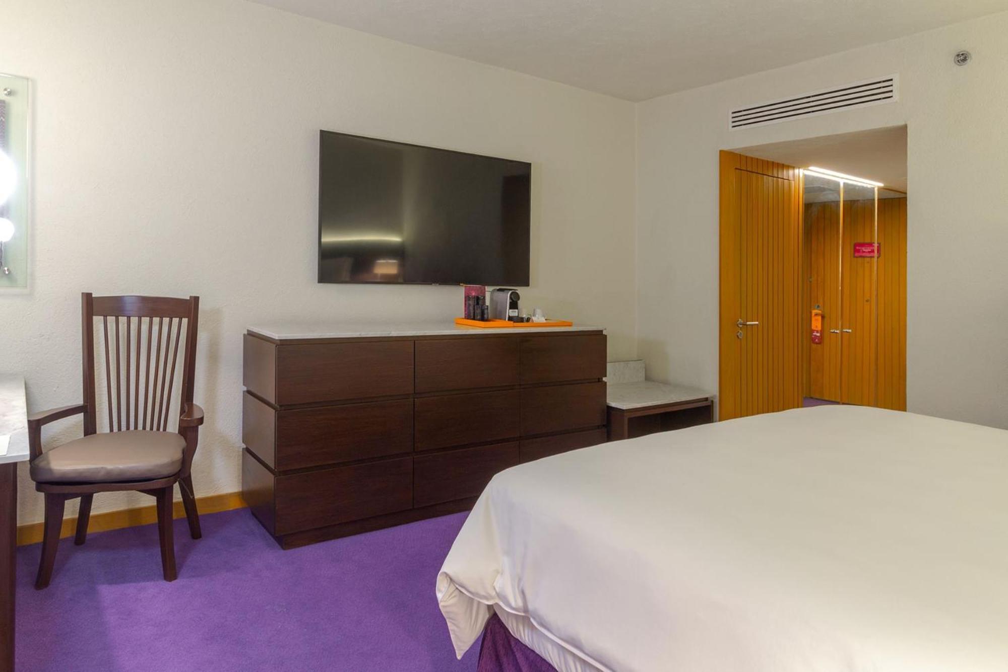 Camino Real Polanco Mexico Hotel Exterior photo A room at the hotel